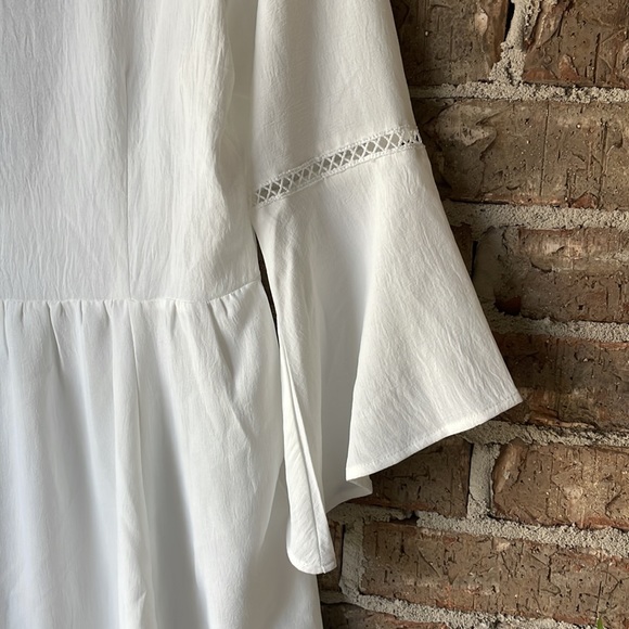 Blooming Jelly White Deep V Dress/CoverUp - Picture 10 of 10